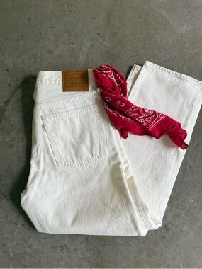 Levi's White Straight Leg Jeans with Red Bandana Accent